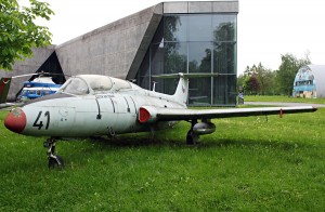 Aero L-29 Delfin