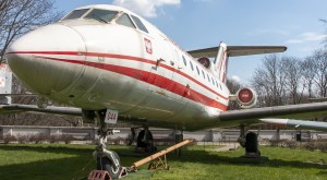 Yakovlev Yak-40
